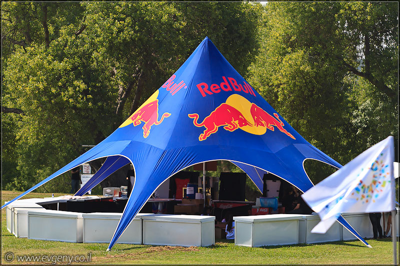 il/RedBull FlugTag 2011        (20110603 ta redbull 002 4590)
