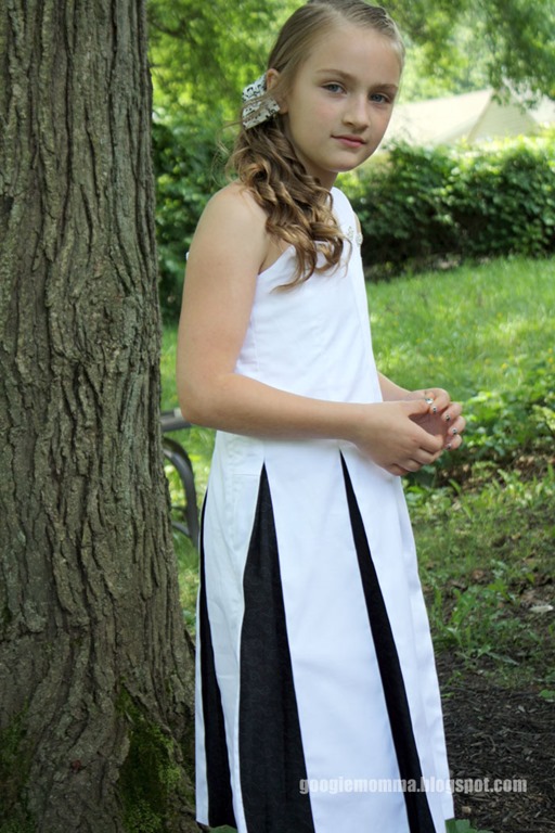 [piano%2520dress5%255B4%255D.jpg]