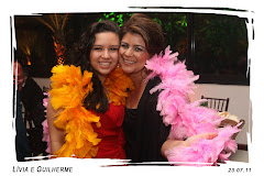 Fotos do evento Livia e Guilherme - 23.07.11. Foto numero 23 da Social Click Fotografia Digital, do Rio de Janeiro, RJ, que faz fotos divertidas, fotos malucas, fotos com fantasias, fotos na hora, fotografia maluca, fotografia divertida com molduras personalizadas. fotos divertidas malucas foto maluca animadas animado rj rio de janeiro divertida fantasia animada festas casamento e filmagem fotografia noiva fotografo no