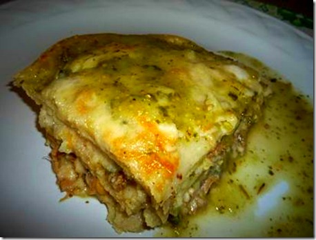 Una porcin con salsa adicional clip_image024