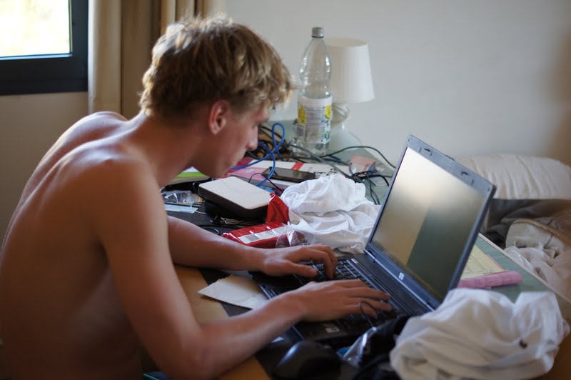 Date hard aan de studie