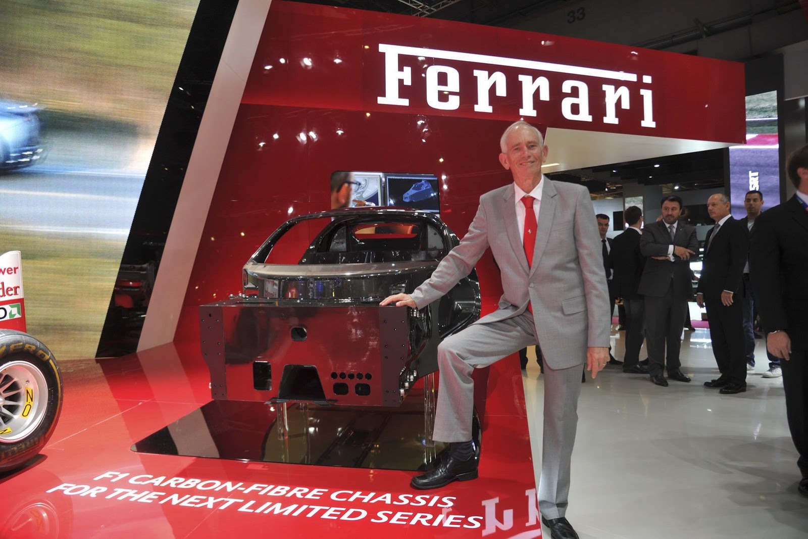 [Ferrari-Carbon-Chassis-%255B3%255D%255B5%255D.jpg]