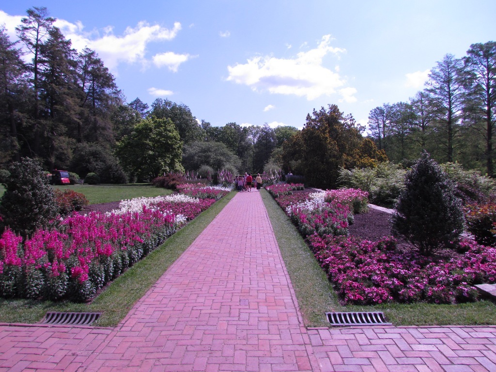 [inter_long_gardens%255B3%255D.jpg]