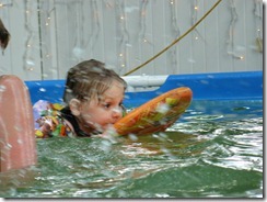 kids in the pool and summer squash 004