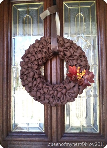 Burlap Front Door 1edit