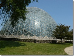 Milwakee Disicovery World and the Domes Gardens 151