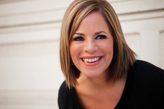 [alyson-noel-press1%255B2%255D.jpg]