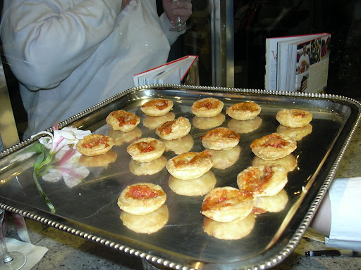 Mini Tomato Tarts with Fontina Cheese