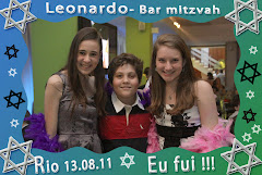 Fotos do evento Leonardo - 13.08.11. Foto numero 45 da Social Click Fotografia Digital, do Rio de Janeiro, RJ, que faz fotos divertidas, fotos malucas, fotos com fantasias, fotos na hora, fotografia maluca, fotografia divertida com molduras personalizadas. fotos divertidas malucas foto maluca animadas animado rj rio de janeiro divertida fantasia animada noivos fotografo casamento fotografa para debutantes