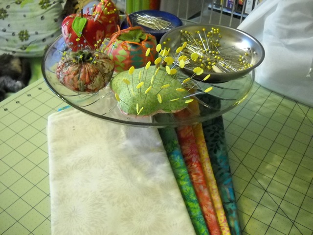 [Sewing%2520Room%2520Pics%2520006%255B2%255D.jpg]