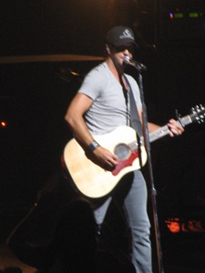 [birthdayandLukeBryan-0474.jpg]