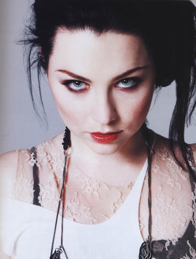 amy lee evanescence. Evanescence, Amy Lee, UK Sep