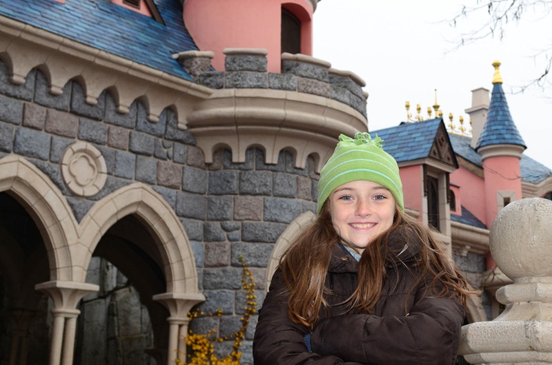 [Disney-Monday93.jpg]