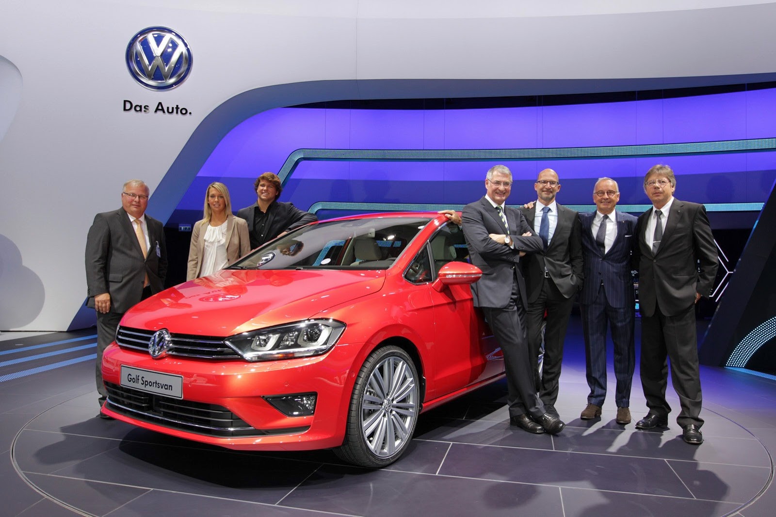VW-Golf-Sportvan-9%25255B2%25255D.jpg