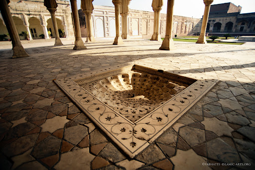 Interior of Diwani-e-Khaas diwankhas5.jpg