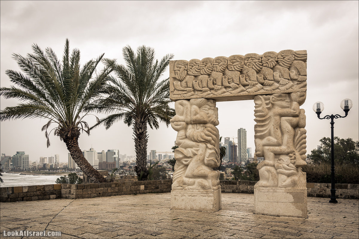 LookAtIsrael.com -      | Rain in Tel Aviv