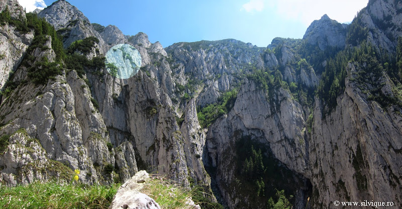 Traseul Izvor in Piatra Craiului
