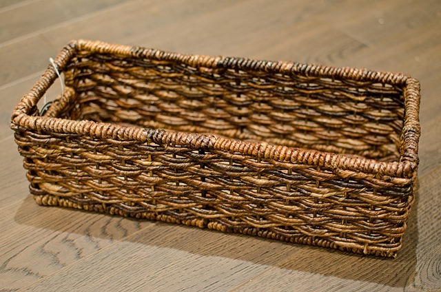 Ideas for a kitchen gift basket | personallyandrea.com