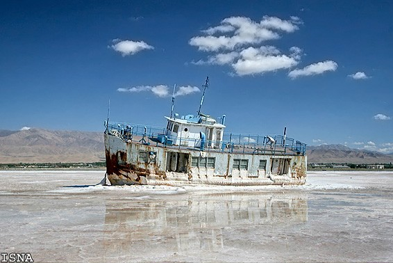 A boat is stranded and coated with salt deposits, as the rapidly drying Lake Orumiyeh recedes, October 2008. Navid Jadidoleslam / ISNA 