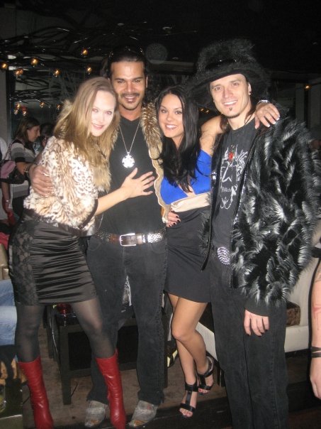 Pua Matador With Mystery And Girls, Matador