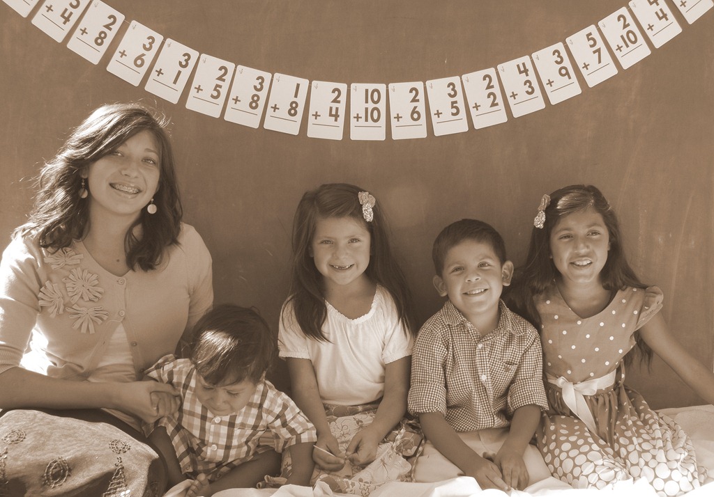 [Sancta-Familia-Academy-2011-2012-v2-%255B2%255D.jpg]
