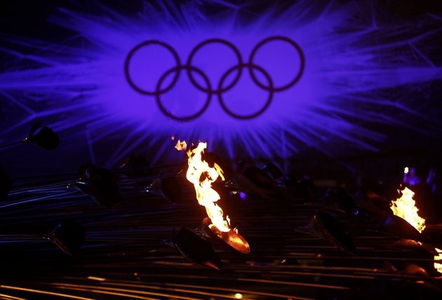 [The%2520last%2520Olympic%2520flames%2520slowly%2520extinguish%2520during%2520the%2520closing%2520ceremony%2520of%2520the%2520London%255B2%255D.jpg]