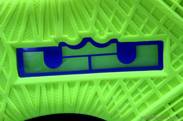 A Detailed Look at LeBron X PS Elite 8220Turquoise8221 Slated for 525