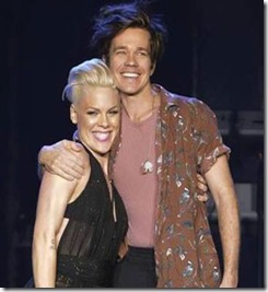 Pink-Nate-Ruess-Perform