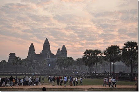 Cambodia Angkor Wat sunrise 140120_0007