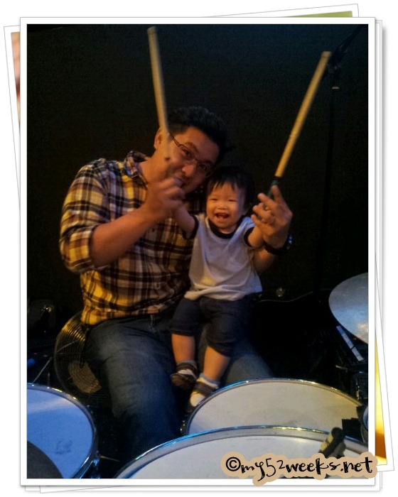 [DrummerBoy2%255B4%255D.jpg]