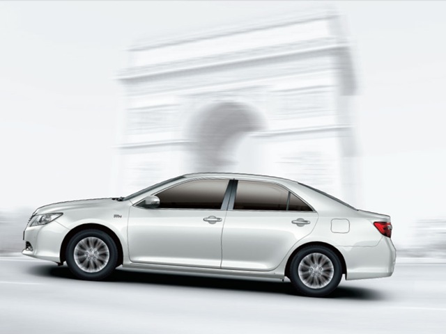 [toyota-camry-side%255B5%255D.jpg]