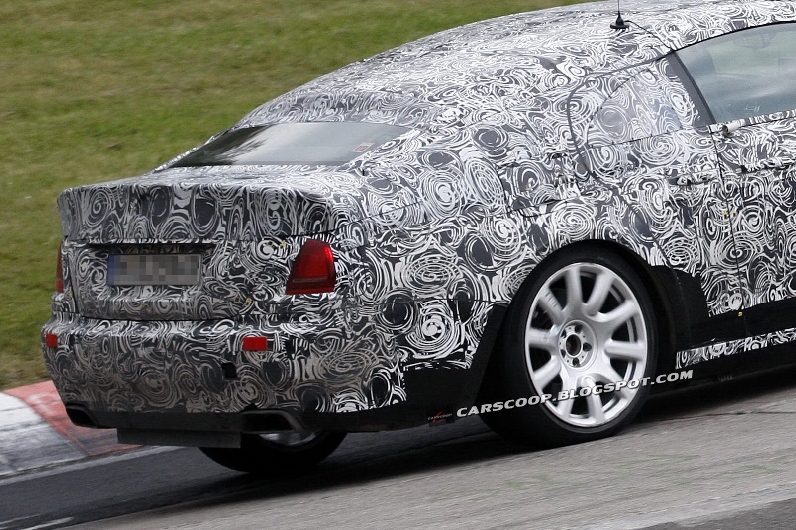 [2014-Rolls-Royce-Ghost-Coupe-10%255B3%255D.jpg]