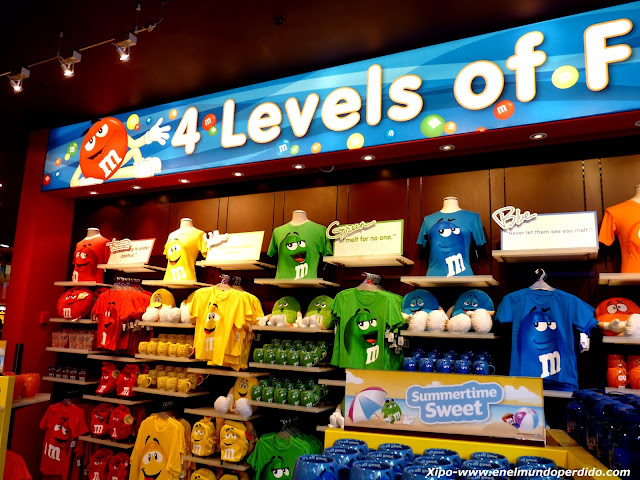 ropa-tienda-m&m's-londres.JPG