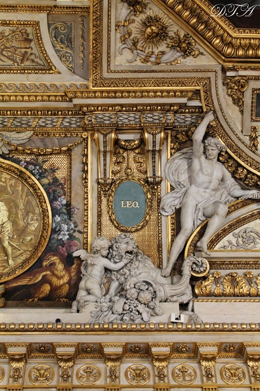 [France%2520Day%25202%2520088-001%255B3%255D.jpg]