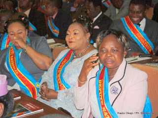 – Une vue des députés nationaux et sénateurs congolais au palais du peuple (siège du parlement), ce 8/12/2010 à Kinshasa.