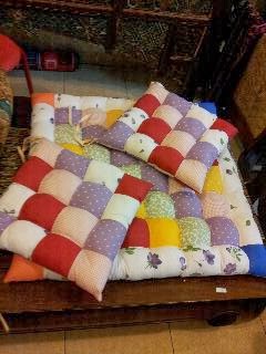 egi etnik galeri bantal duduk dan bantal lantai egi etnik galeri bantal duduk dan bantal lantai