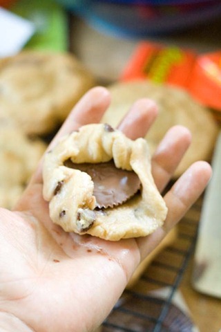 [20stuffed%2520cookies%255B3%255D.jpg]
