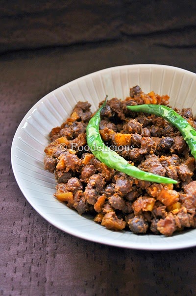 Foodelicious-Heeng Vaale kale Chane Ki Chaat