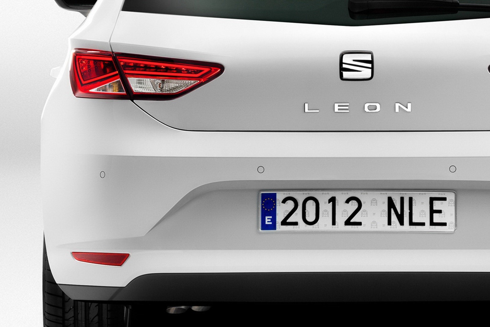 [2-13-Seat-Leon%253D-FR-25%255B2%255D.jpg]