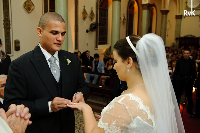 Fotos de Leticia e Rafael. Foto numero 30 de Rogerio von Kruger, fotografo no Rio de Janeiro (RJ), que faz fotos de casamento, fotos de musica, fotos de shows e fotos de eventos. Rogerio von Kruger faz fotos digitais de casamento no Rio de Janeiro, RJ. fotos de casamento foto digital rio janeiro rj festa noiva noivas festas album casamentos digitais retrato fotografia retratos imagens eventos vestido