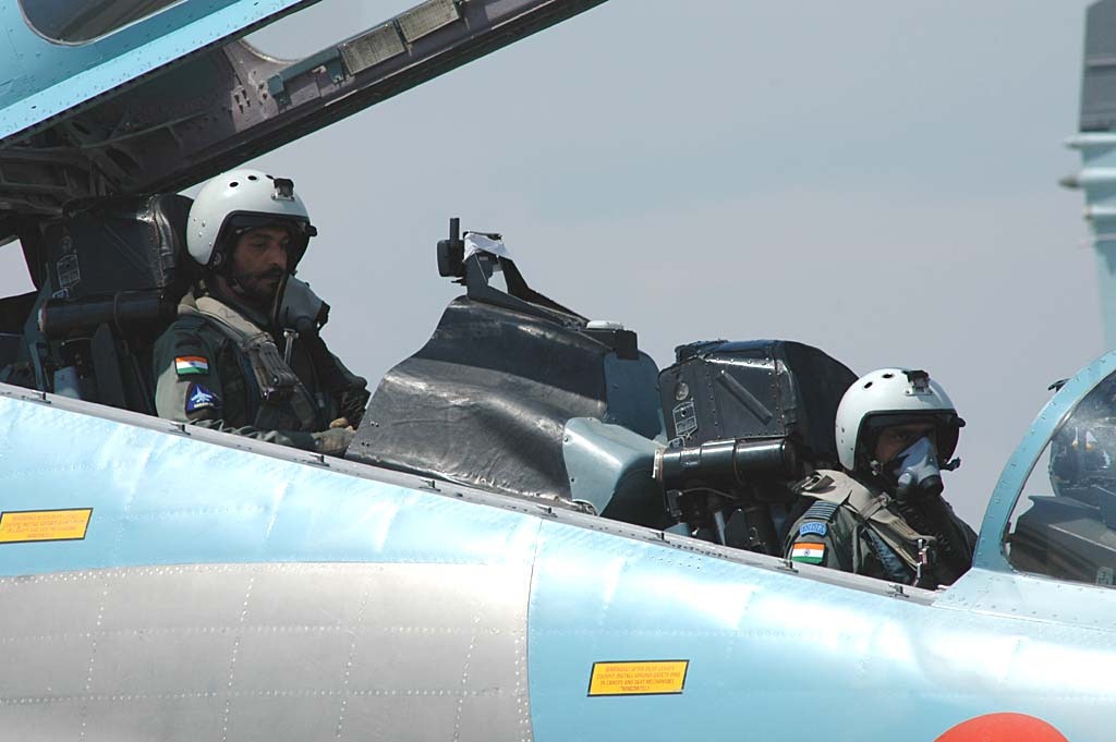 [Sukhoi-Su-30-K-MK-1-Indian-Air-Force%255B36%255D.jpg]