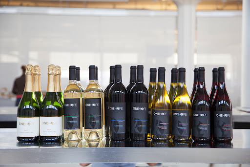 OneHope Sparkling wine, Sauvignon Blanc, Cabernet Sauvignon, Chardonnay, and Pinot Noir.
Martha Stewart Weddings, Bridal Market party. October, 14th, 2013. OneHope Sparkling wine, Sauvignon Blanc, Cabernet Sauvignon, Chardonnay, and Pinot Noir.
Martha Stewart Weddings, Bridal Market party. October, 14th, 2013.