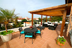 Roof-Top Common Lounge & BBQ Area