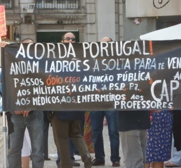 [oclarinet.blogspot.com%2520-%2520Falam%2520os%2520recibos%2520dos%2520vencimentos.Jan.2014%255B2%255D.jpg]