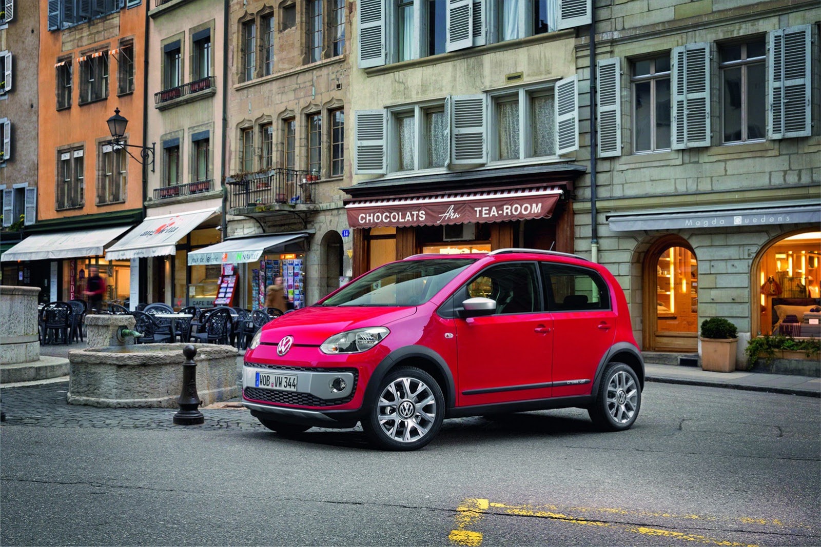 VW-Cross-Polo-2[2].jpg