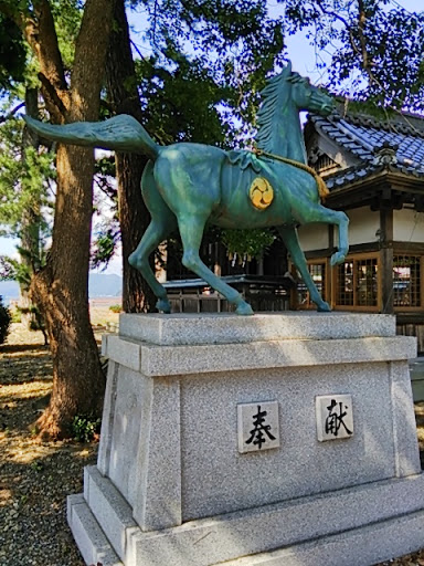 神馬像 小江神社