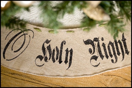 tree skirt