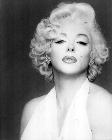 [Me-as-Marilyn%255B4%255D.jpg]