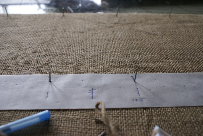 Use tape to repeat measurements www.junkinjunky.blogspot.com Use tape to repeat measurements www.junkinjunky.blogspot.com