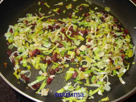 [galets%2520rellenos%2520de%2520carne5%2520copia%255B4%255D.jpg]